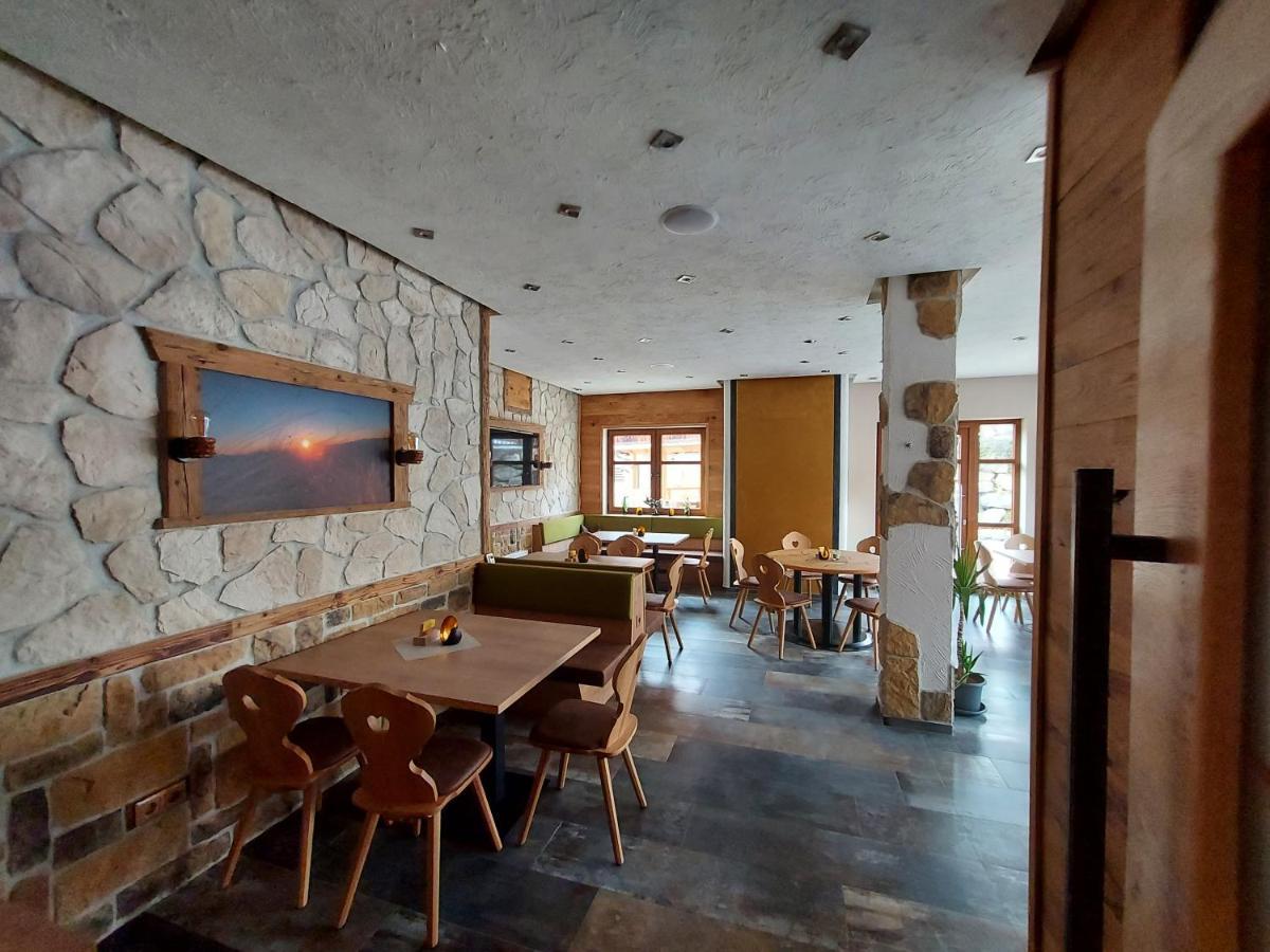 Gasthof Zentral Feistritz an der Drau Eksteriør billede