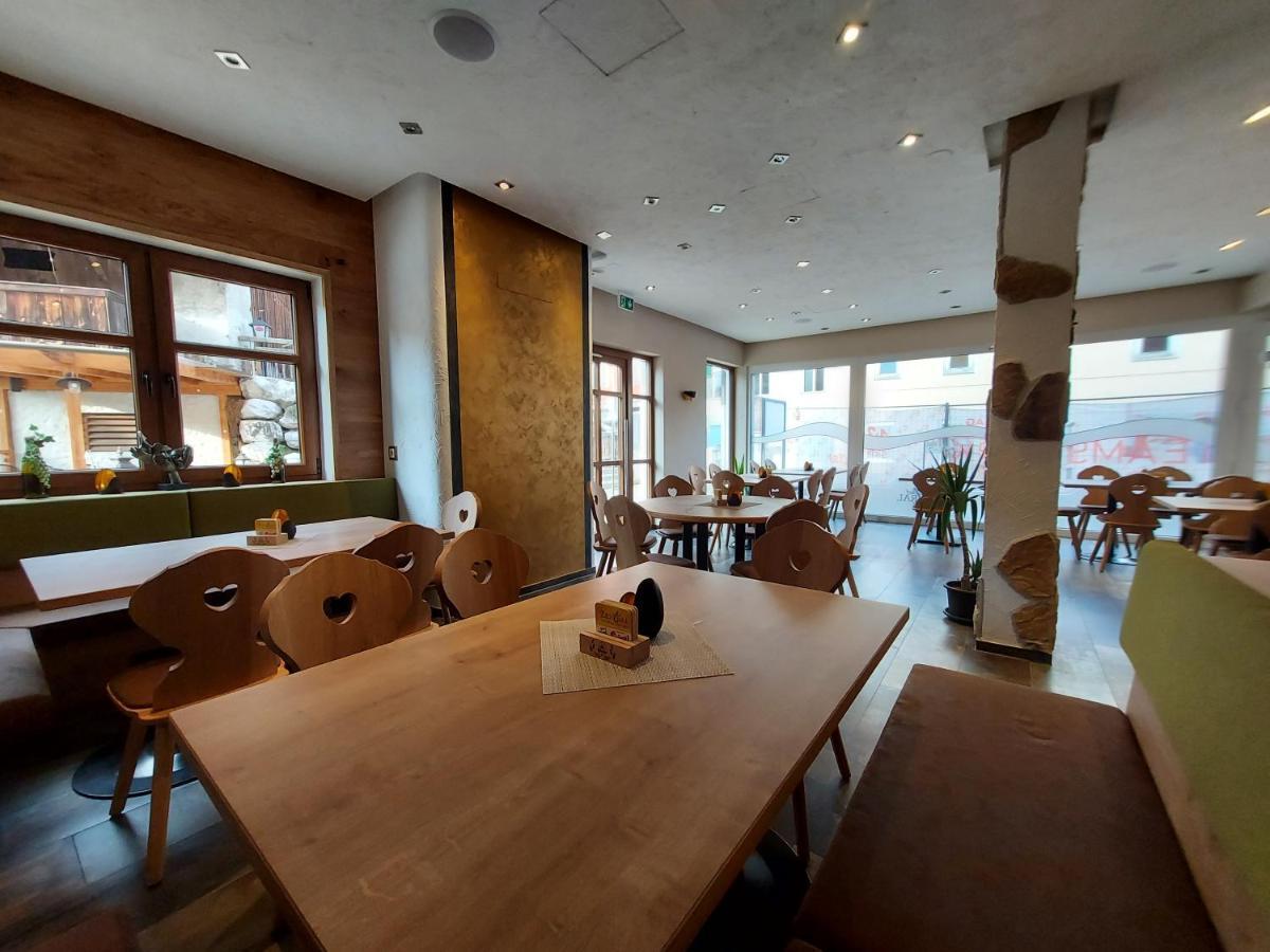 Gasthof Zentral Feistritz an der Drau Eksteriør billede
